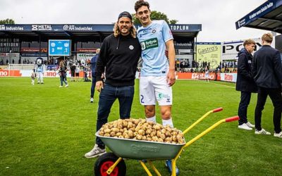 ম্যাচ সেরার পুরস্কার ট্রলি ভর্তি আলু!