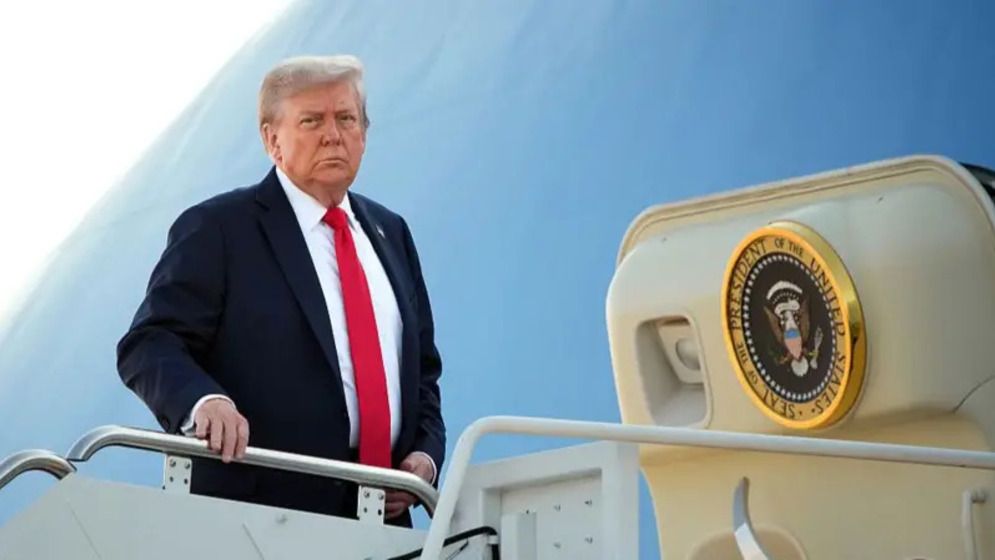 আলাস্কার পথে ডোনাল্ড ট্রাম্প