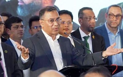 ‘আমাকে বিদায় দিতে দয়া করে কেউ এয়ারপোর্টে যাবেন না’