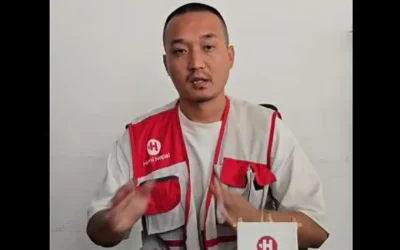 স্বেচ্ছাসেবী কর্মী ও সন্তানহারা এই পিতার ডাকেই লন্ডভন্ড নেপাল