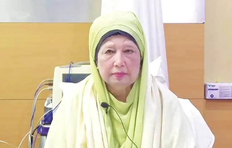 ‘খালেদা জিয়ার শারীরিক অবস্থা অত্যন্ত সংকটময়’